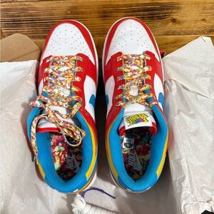 Nike Dunk Low-Top Sneakers